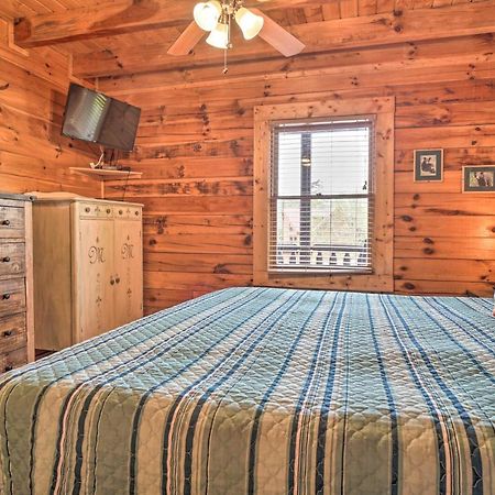 Mountain Pool Lodge Sevierville Cabin With Hot Tub Pigeon Forge Εξωτερικό φωτογραφία