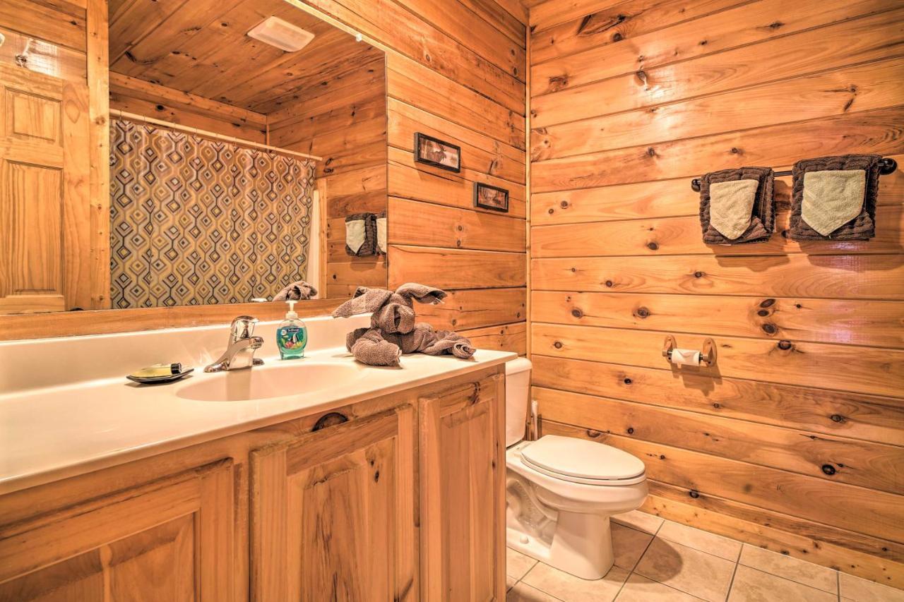 Mountain Pool Lodge Sevierville Cabin With Hot Tub Pigeon Forge Εξωτερικό φωτογραφία